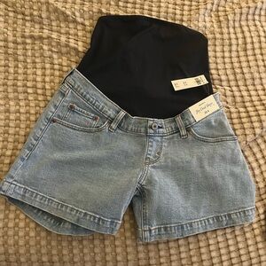 Abercrombie maternity denim short